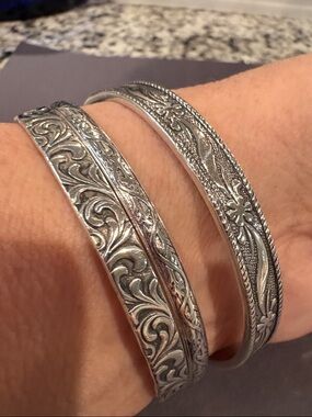 Engraved Silver-Tone Floral Bangle Bracelets